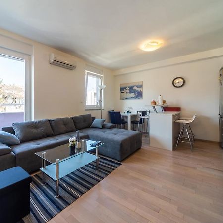 Super Petrova Apartment 萨格勒布 外观 照片