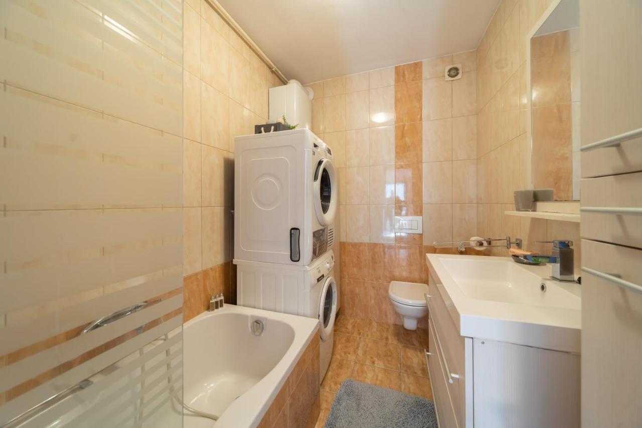 Super Petrova Apartment 萨格勒布 外观 照片